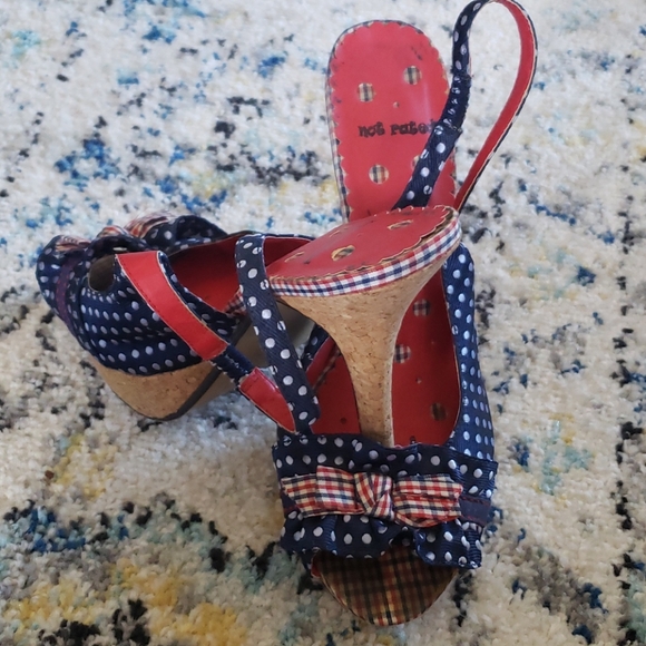 Not Rated Shoes - NOT RATED AMERICANA OPEN TOE HEELS